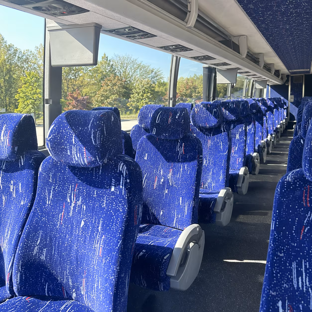 find transportation for your next prom 1