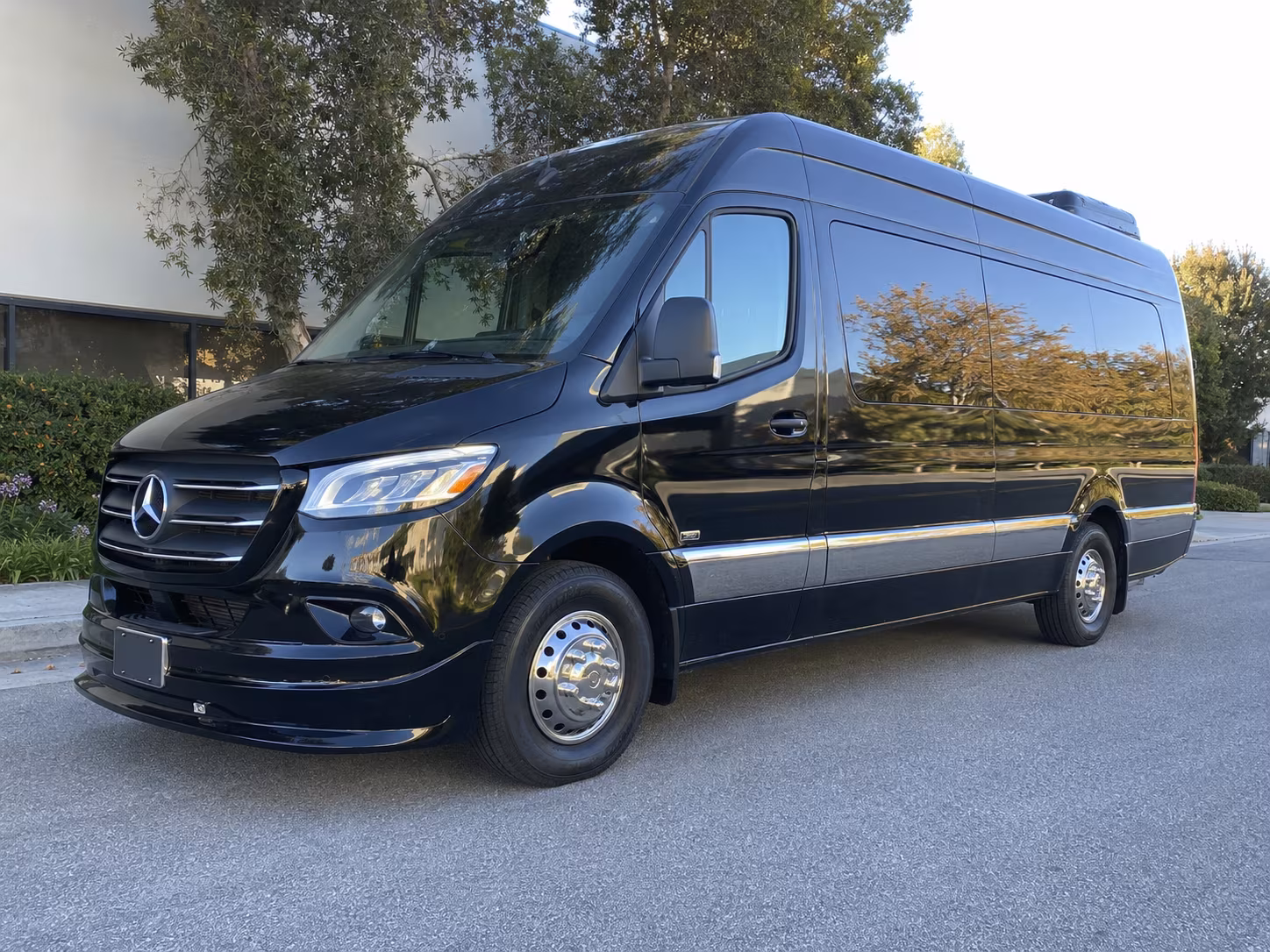 sprinter vans and minibuses for boulder tech summit and research conference groups